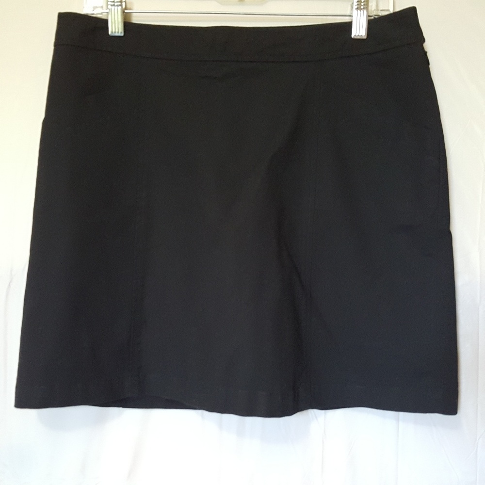 Dockers Skort Size 10 Black
